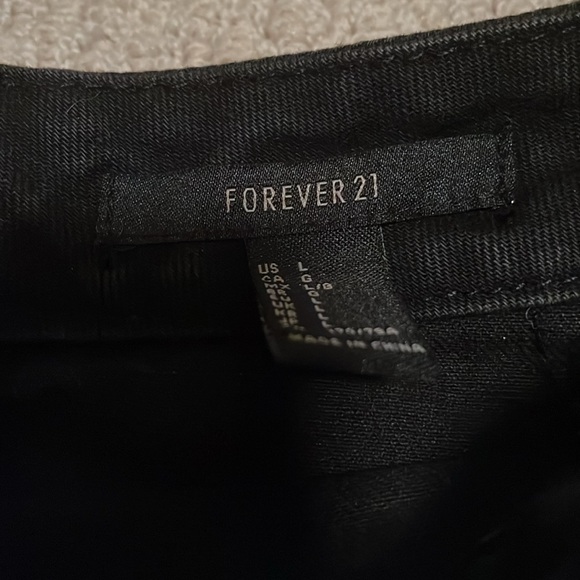 Embroidered floral denim skirt - Picture 4 of 4